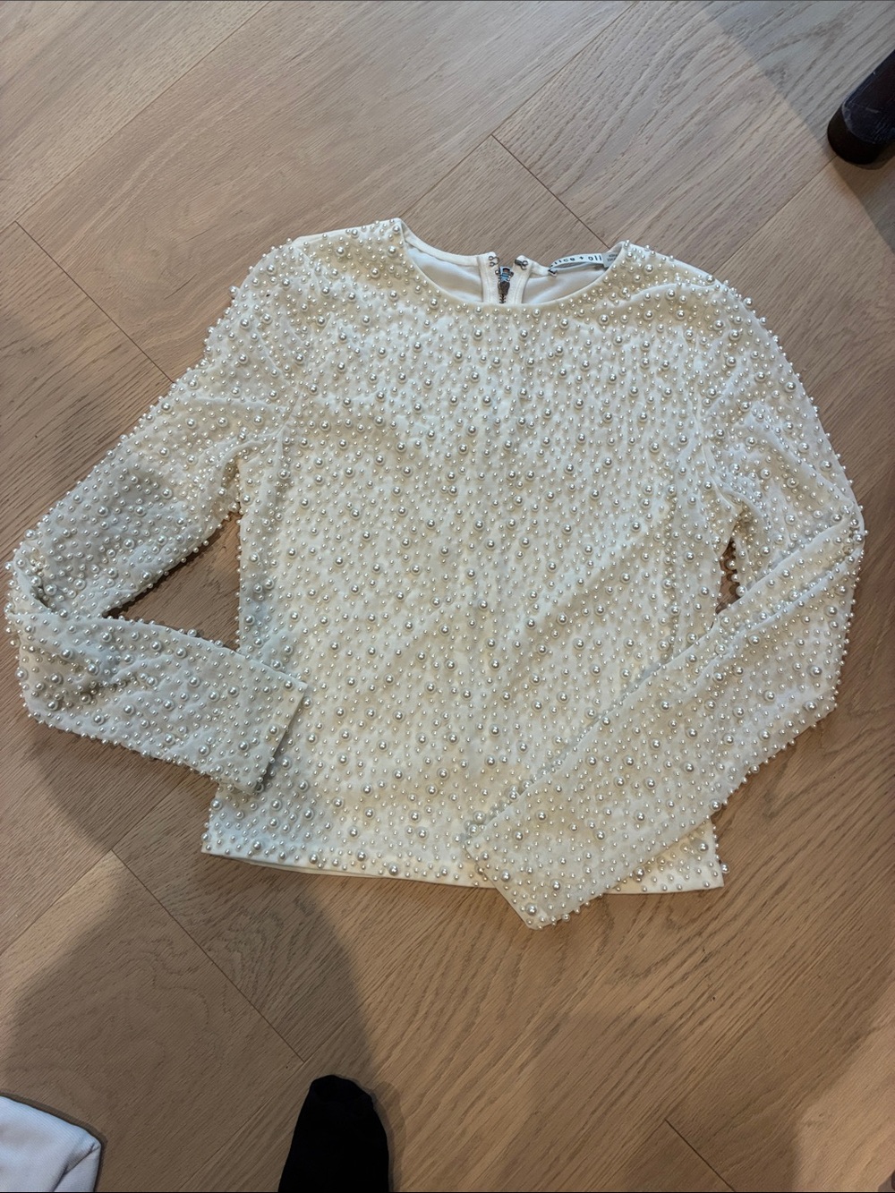 Beautiful Alice and Olivia Pearl-Embellished Ivory Long-Sleeve Top